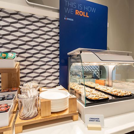Holiday Inn Express Fullerton-Anaheim By Ihg Luaran gambar
