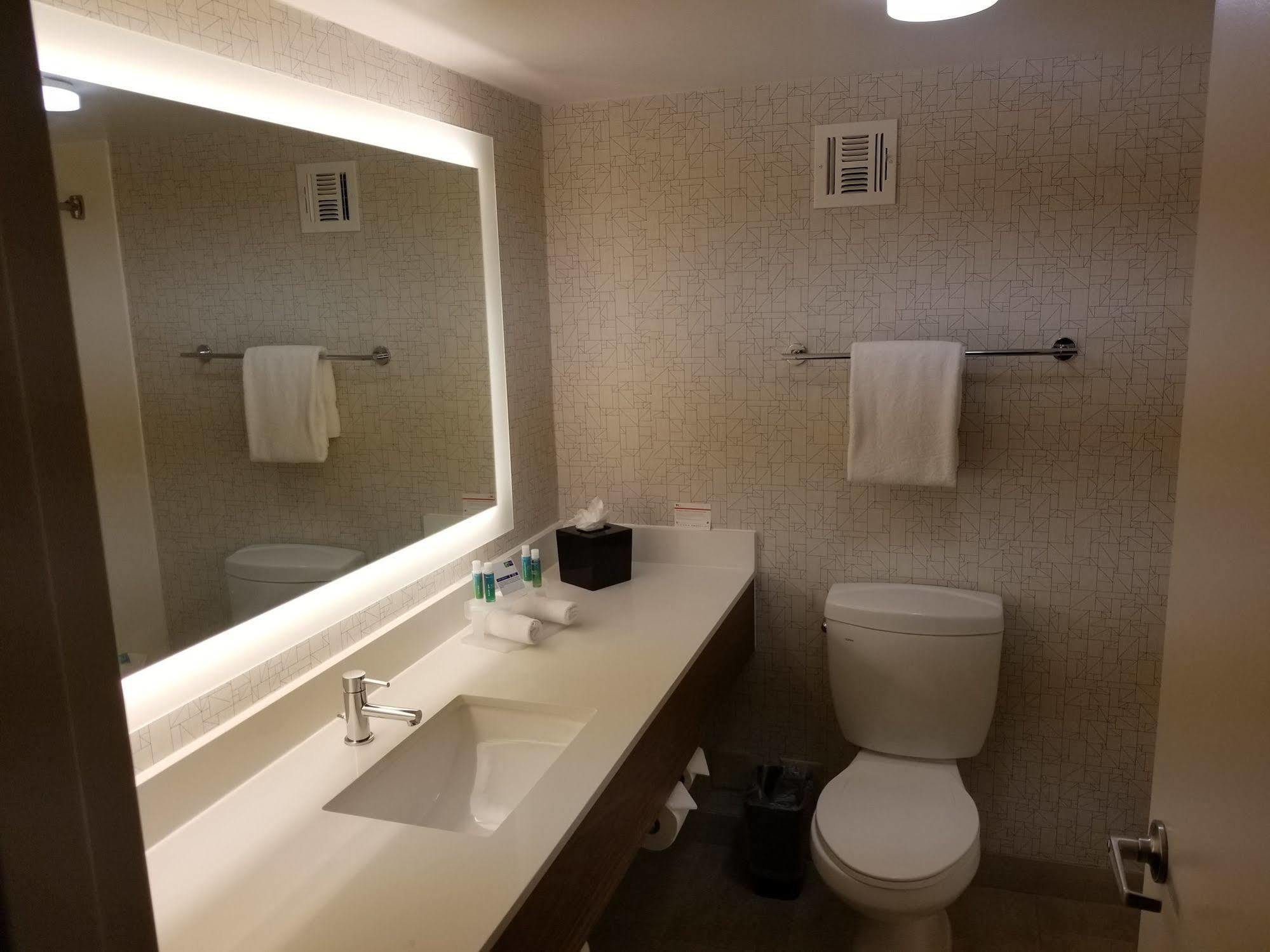 Holiday Inn Express Fullerton-Anaheim By Ihg Luaran gambar
